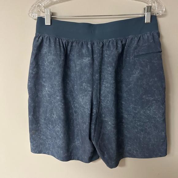 Lululemon T.H.E Short Linerless - Picture 3 of 5